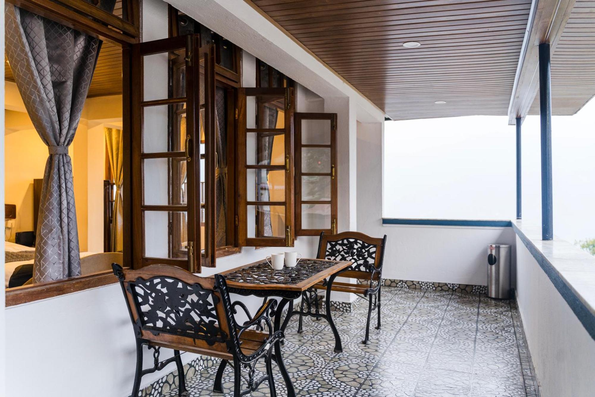 Sparrow Cherry Resort 2 Min Walk To Mg Marg Gangtok Ngoại thất bức ảnh