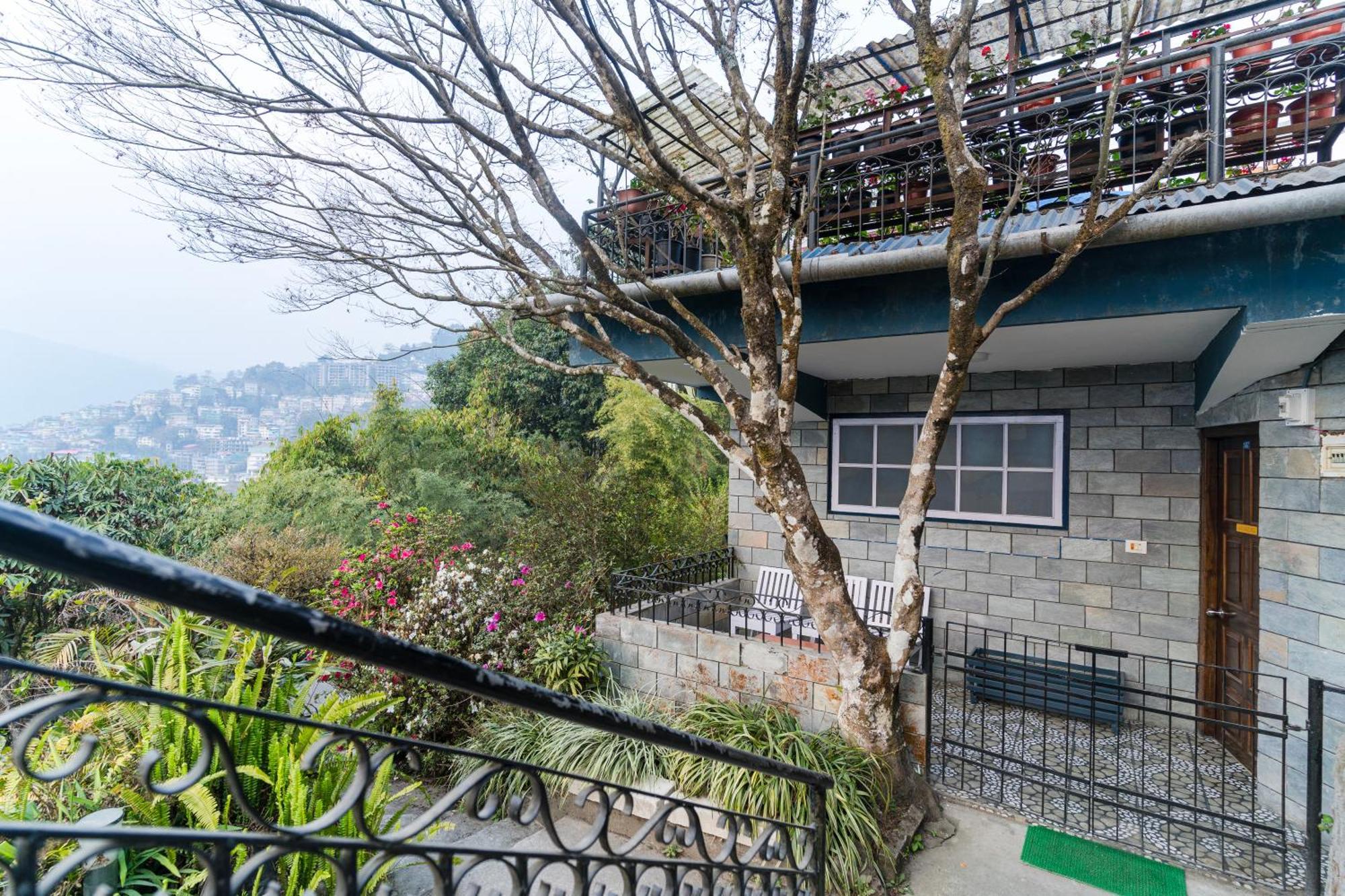 Sparrow Cherry Resort 2 Min Walk To Mg Marg Gangtok Ngoại thất bức ảnh