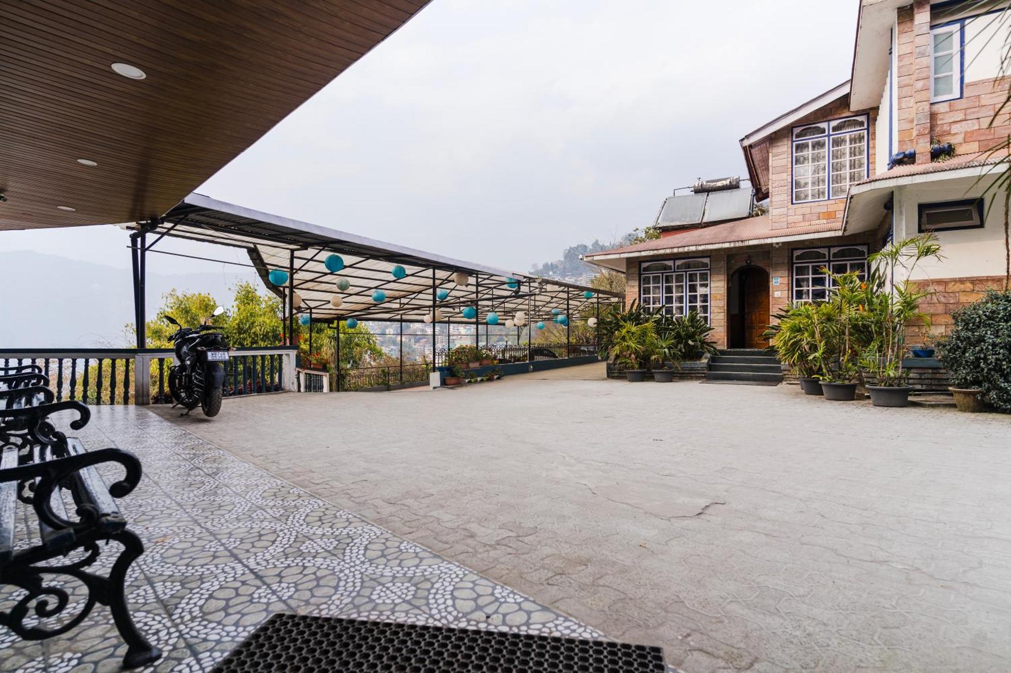 Sparrow Cherry Resort 2 Min Walk To Mg Marg Gangtok Ngoại thất bức ảnh