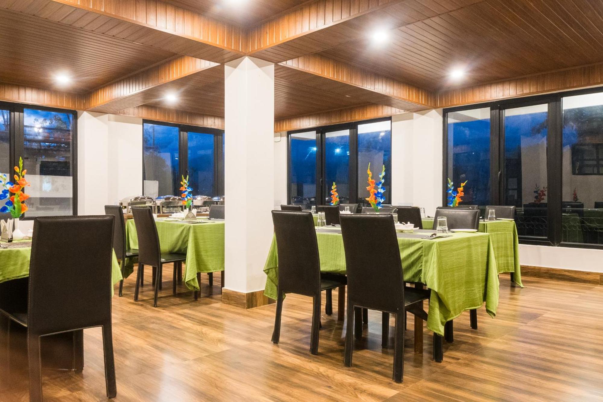 Sparrow Cherry Resort 2 Min Walk To Mg Marg Gangtok Ngoại thất bức ảnh